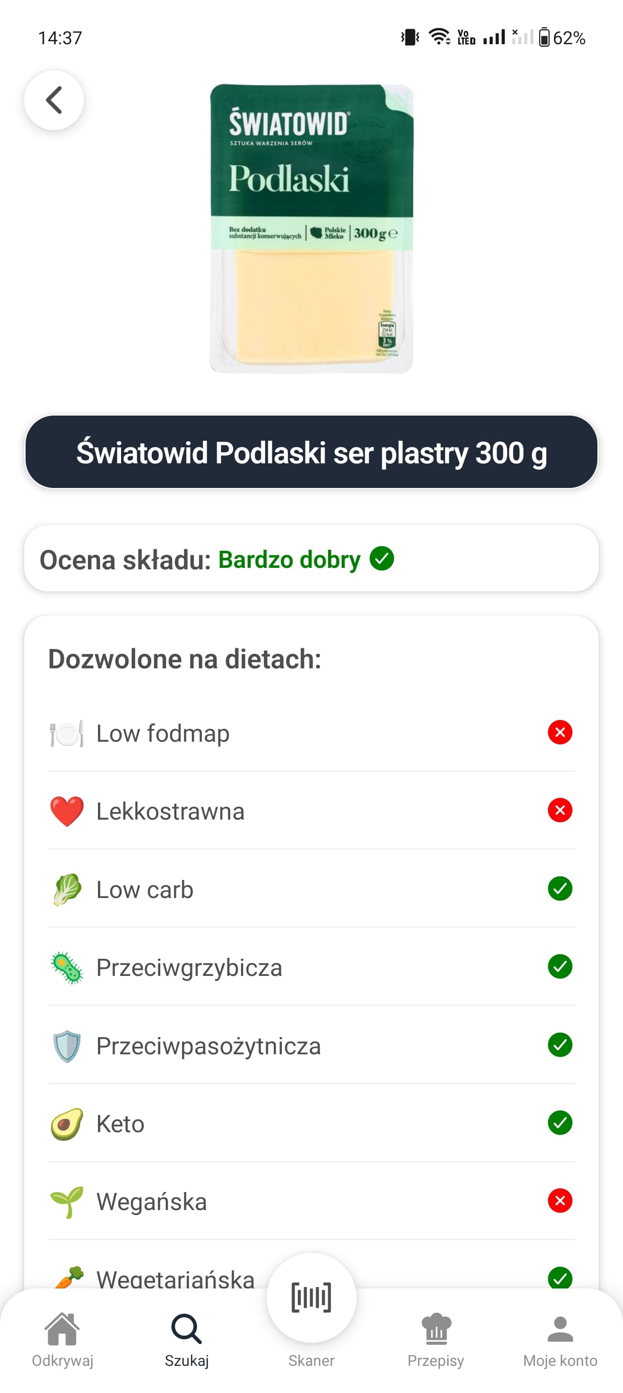 Osoba skanująca produkt telefonem